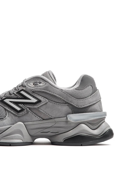 New Balance 9060 Grey 36,44