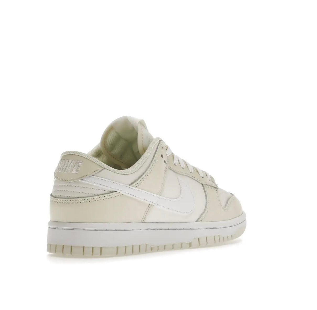 Nike Dunk Low Coconut Milk מידה 36.5 - high-performance athletic footwear with advanced cushioning