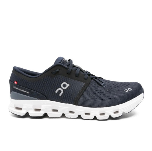 On cloud 5.0 black white - high-performance athletic footwear in Black with advanced cushioning