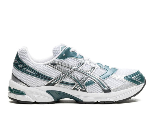 ASICS Gel 1130 light green - high-performance athletic footwear in Green with advanced cushioning