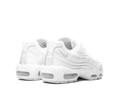 Nike air Vapormax 95·white - high-performance athletic footwear in White with advanced cushioning