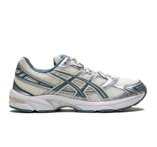 ASICS Gel 1130 silver - high-performance athletic footwear in Silver with advanced cushioning